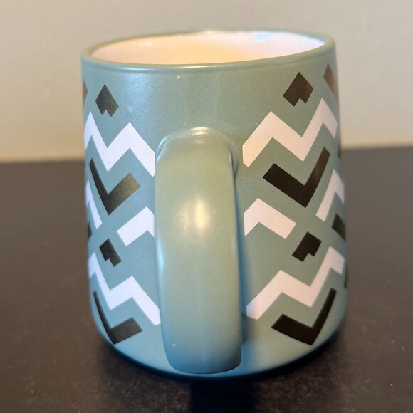 THYME & TABLE Sage Green Stoneware Mug ~ Chevron Design White & Metallic Brass - Picture 4 of 13